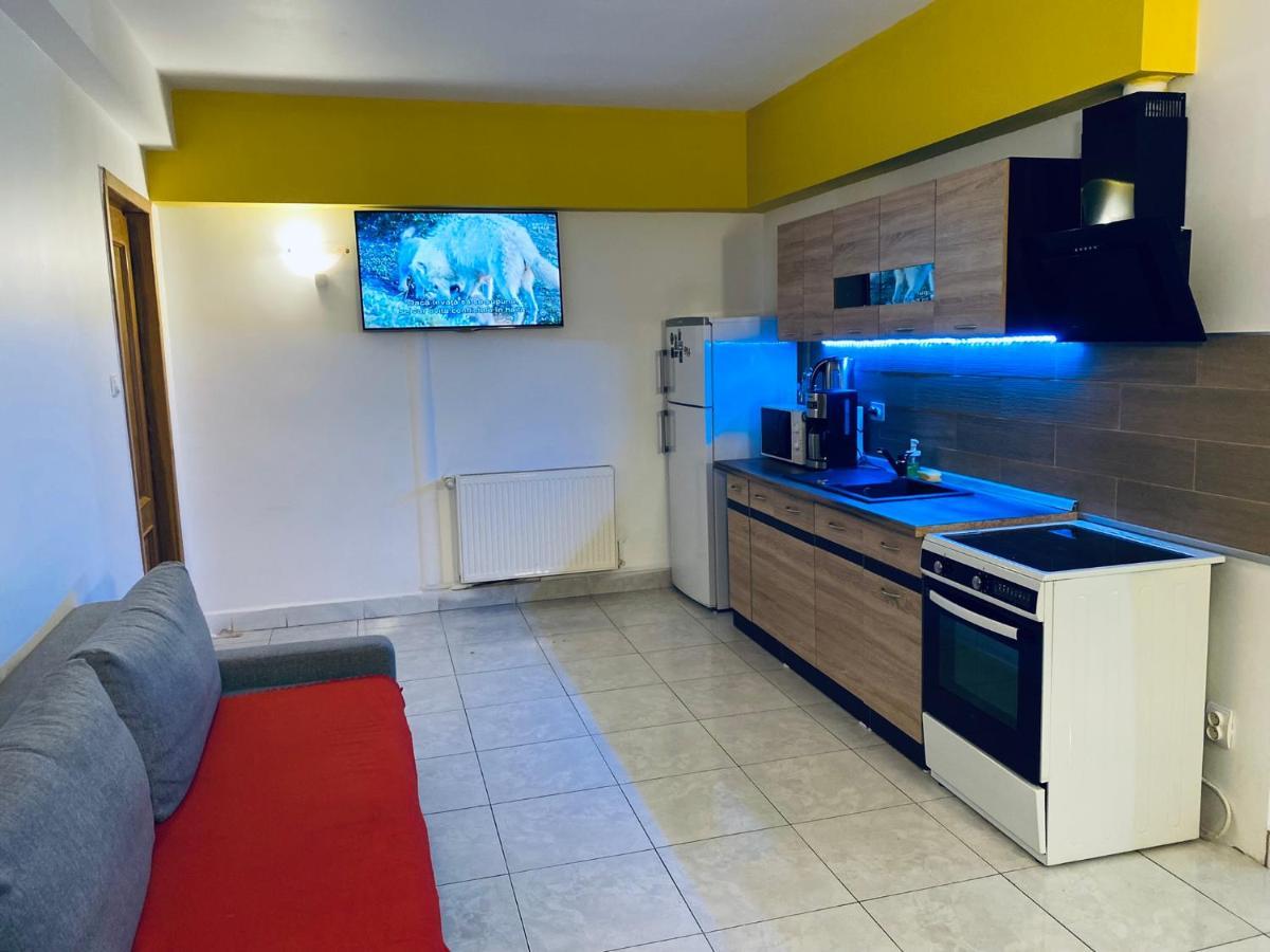 The Lincoln Suites - Central Shabbat Friendly Apartments บูคาเรสต์ ภายนอก รูปภาพ