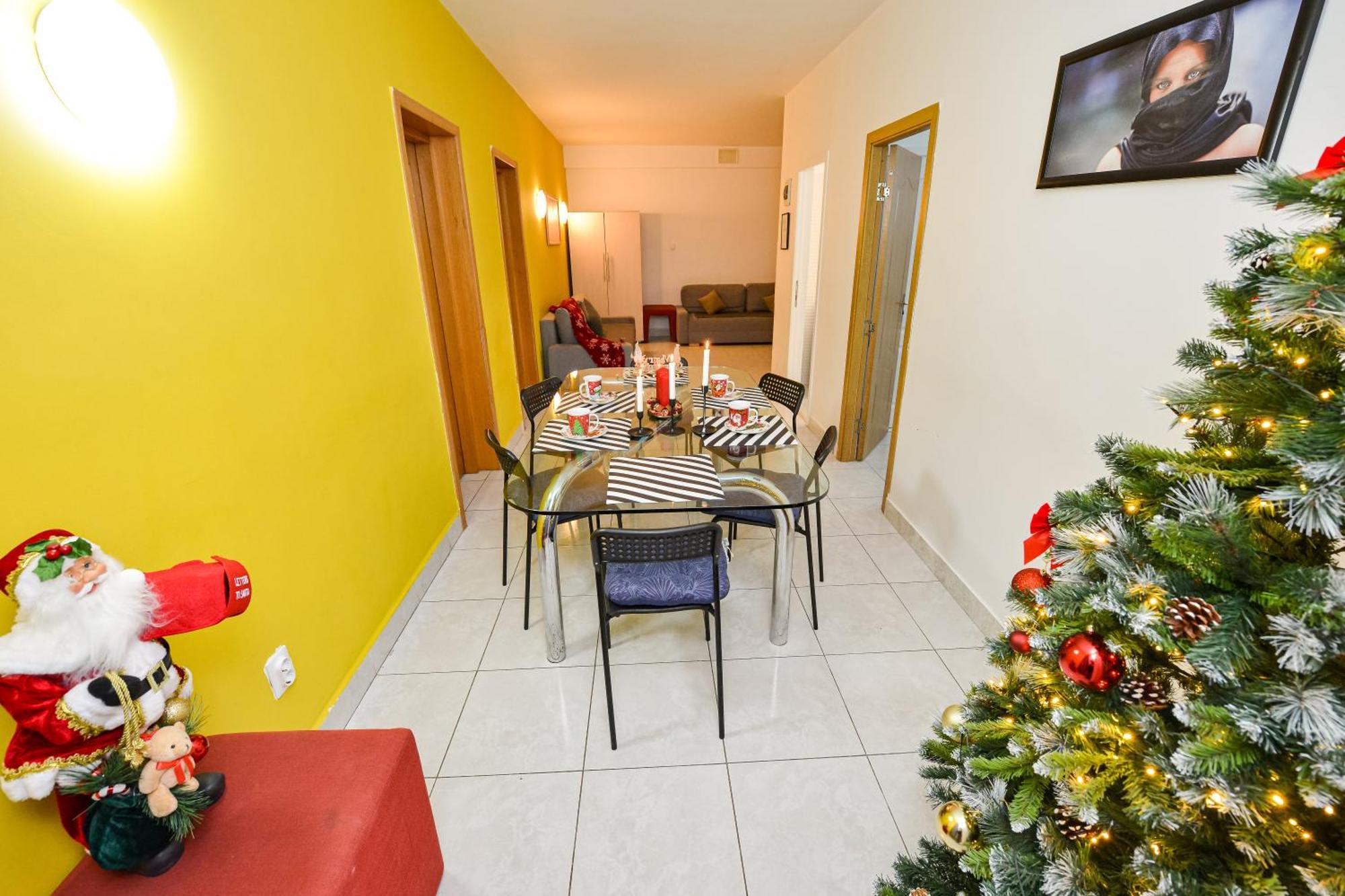 The Lincoln Suites - Central Shabbat Friendly Apartments บูคาเรสต์ ภายนอก รูปภาพ